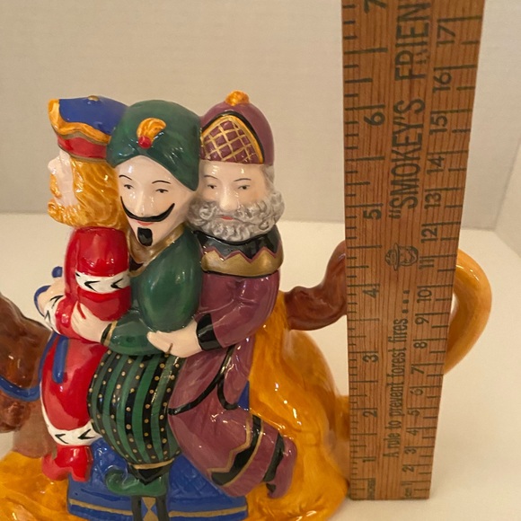 Department 56 "We Three Kings" Christmas Tea Set Camel Teapot + 4 Cups with BOX - Picture 14 of 15